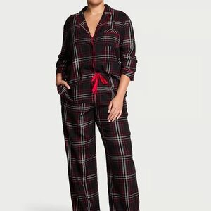 Victoria's Secret Black and Red Plaid Pajama Set